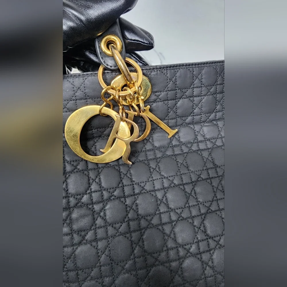 Lady Dior Medium - Picture 7 of 12